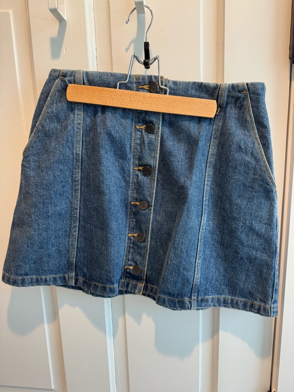 Wilfred Free Denim Button-Front A-Line Skirt